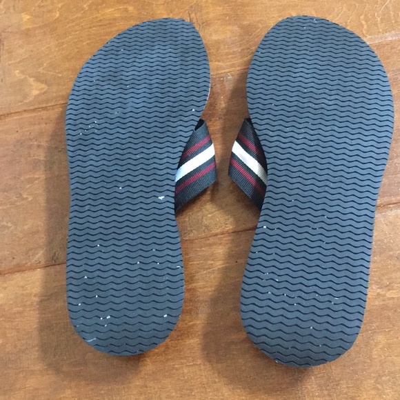AK Anne Klein canvas flip flop slides sandals black red white size 6 - Picture 4 of 8